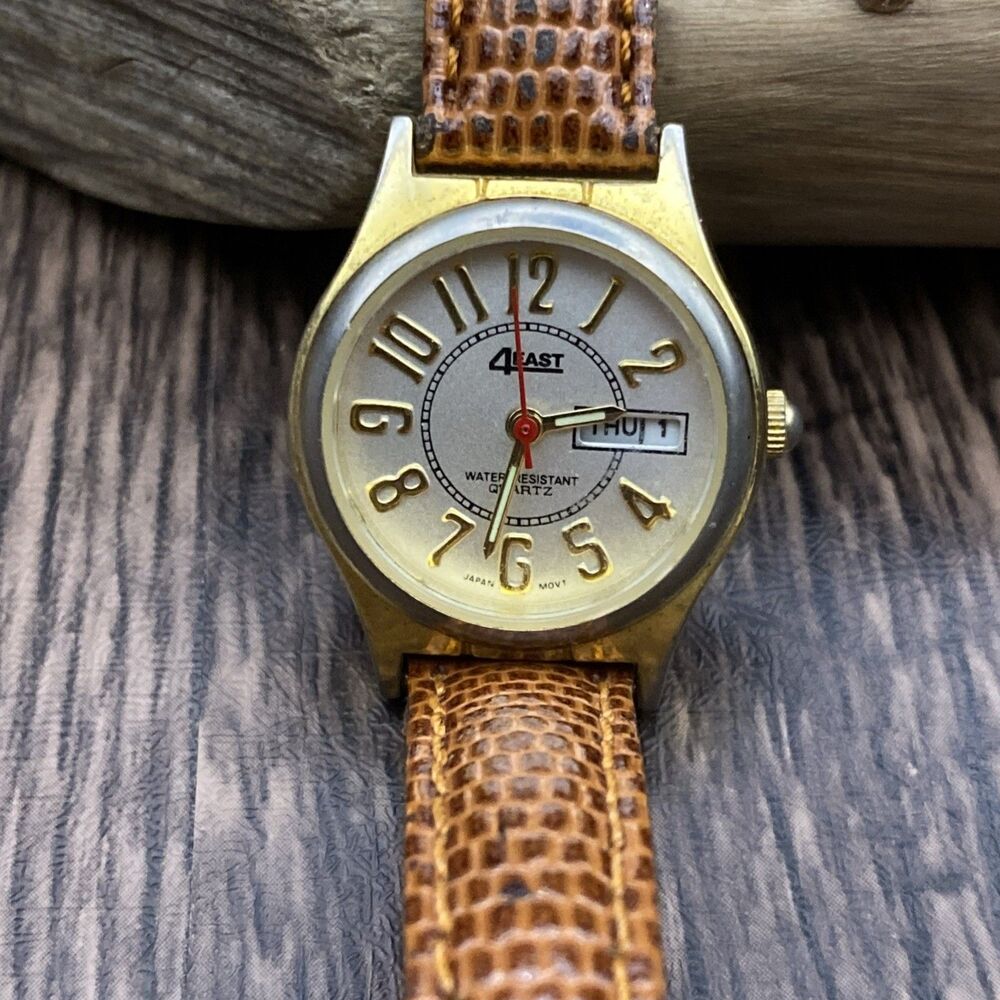 Vintage 4East Women's Watch Date Indicator Band Gold Tone New Battery